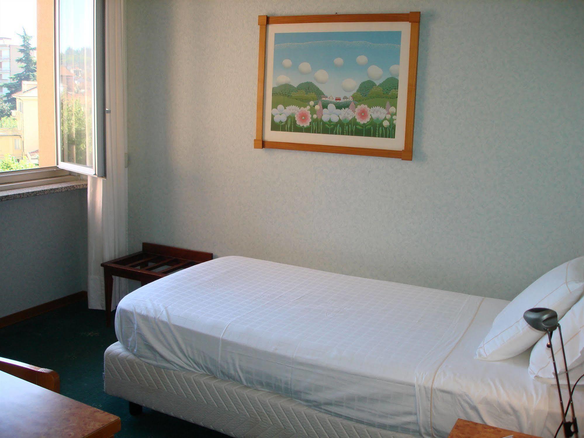 Hotel Ariston Acqui Terme Buitenkant foto