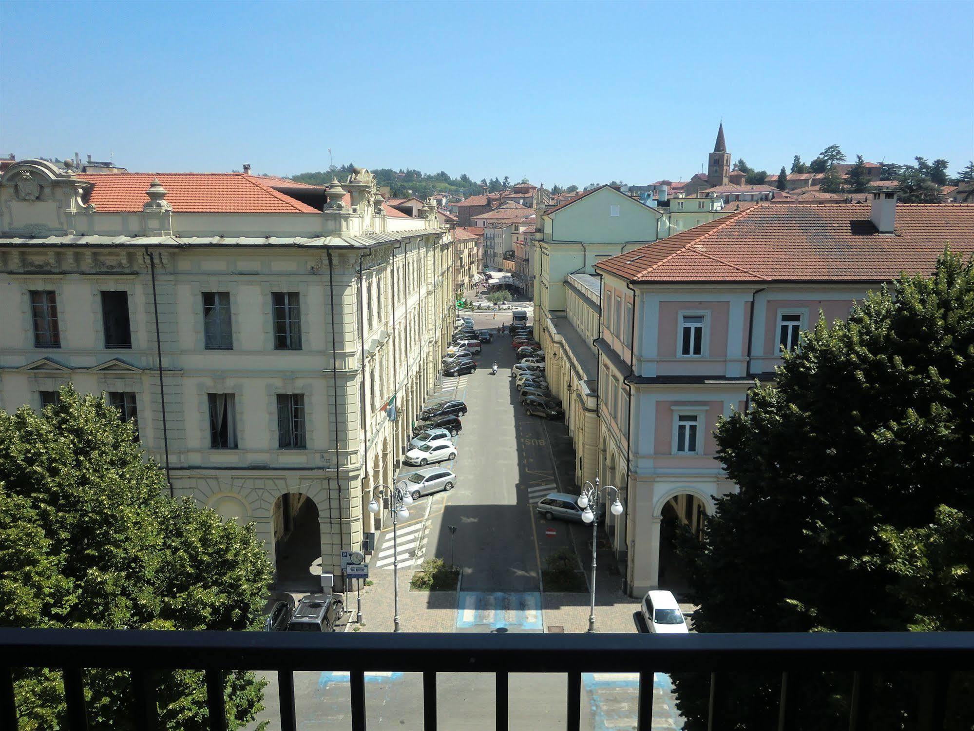 Hotel Ariston Acqui Terme Buitenkant foto