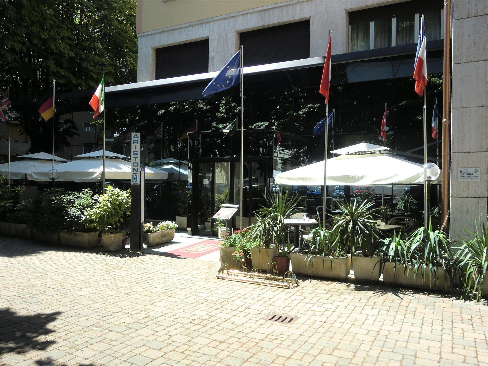 Hotel Ariston Acqui Terme Buitenkant foto
